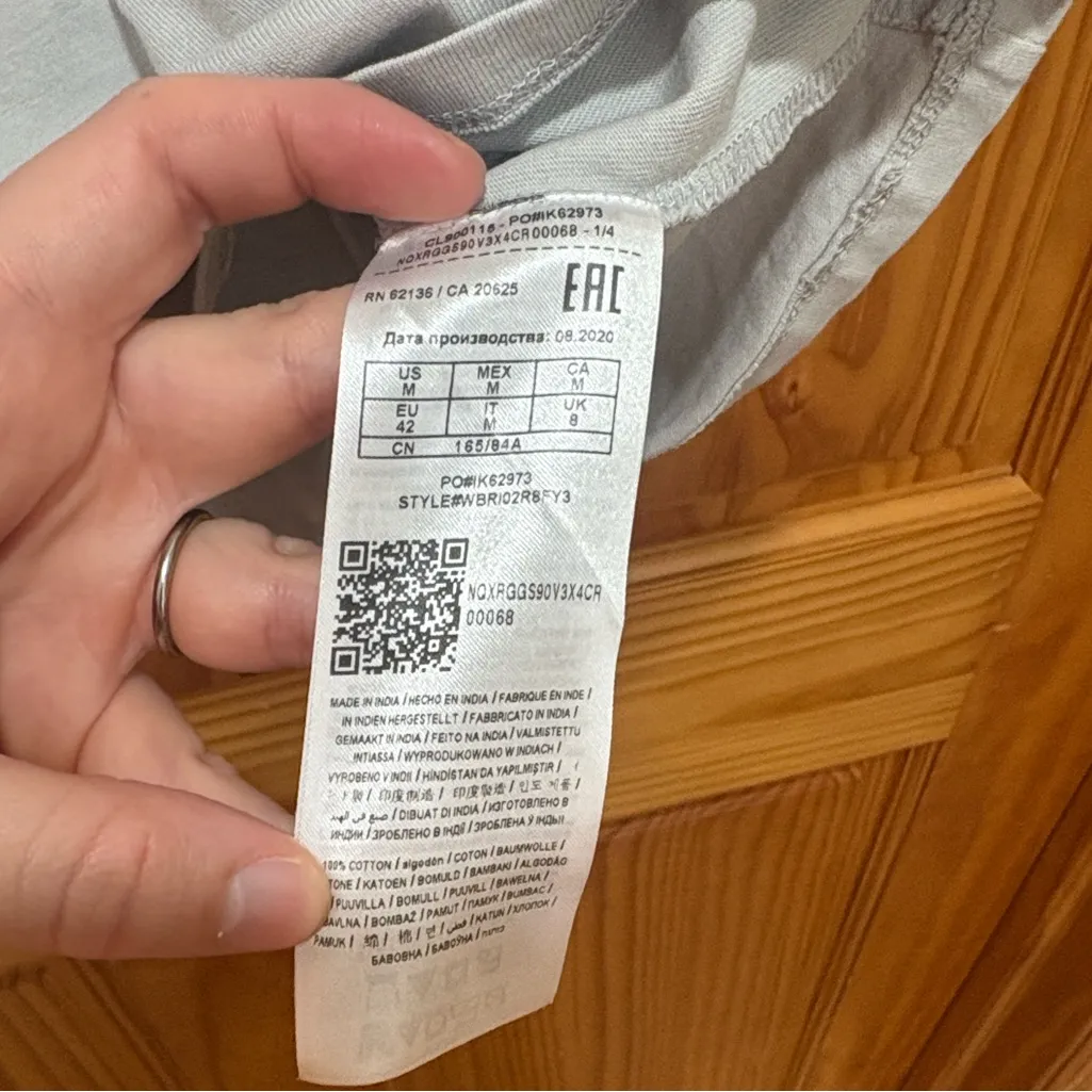 Guess Blue Vintage Logo T-Shirt Size Medium. - Image 5