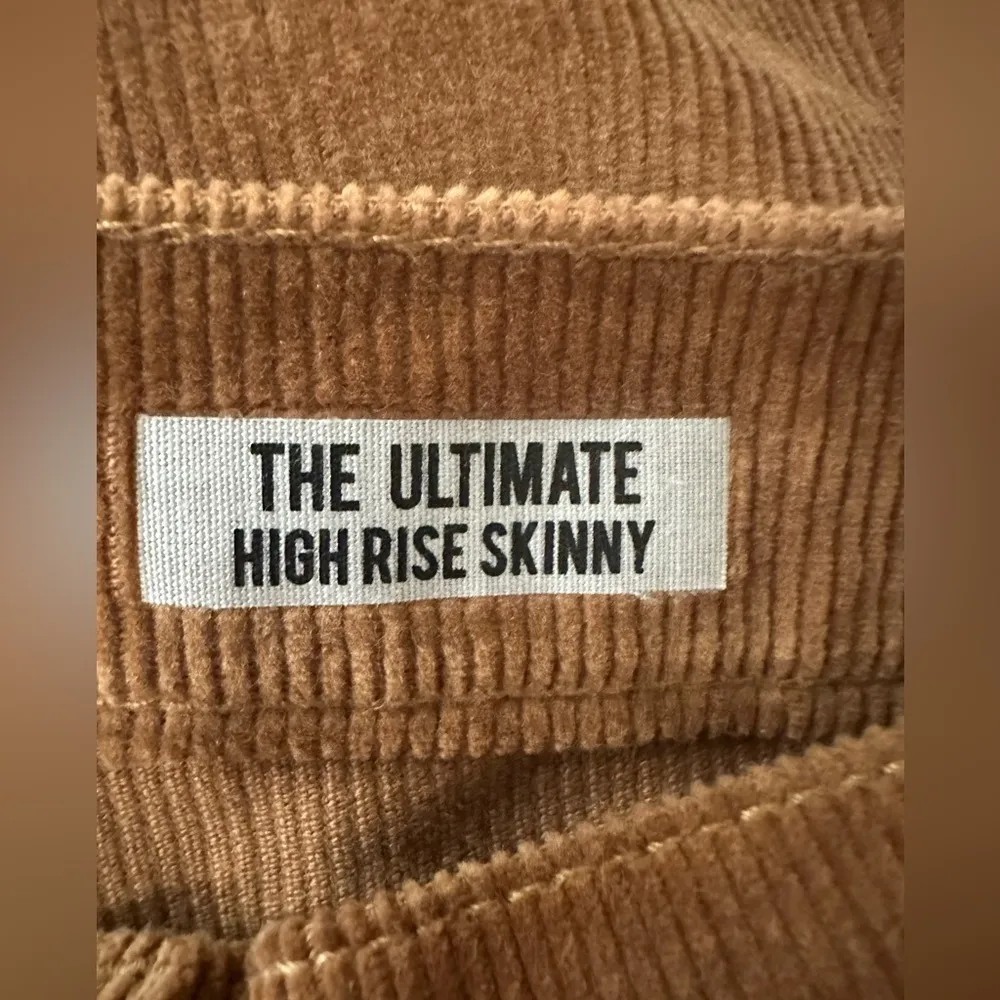 EUC Kensie Jeans The Kelsey Skinny High Rise Stretch light brown velvet - Image 5