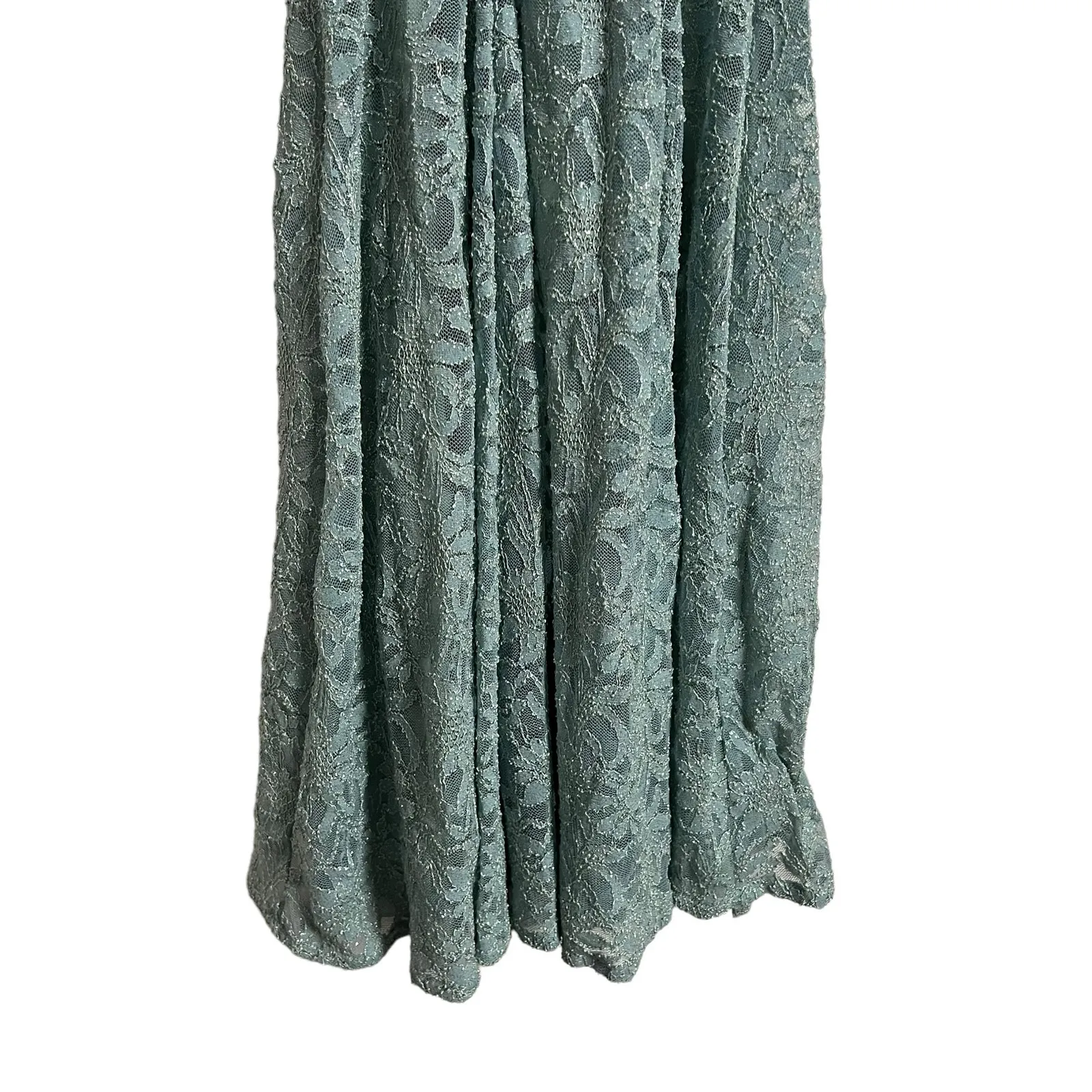 B. Darlin Juniors Light Green Lace Sleeveless Halter Formal Gown XS - Image 5