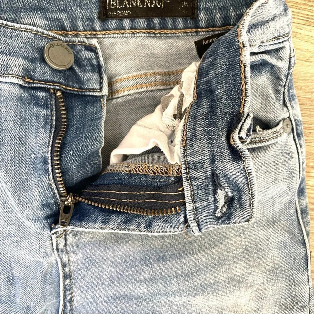 Blank NYC The Bond light wash mid rise skinny jeans - Image 7