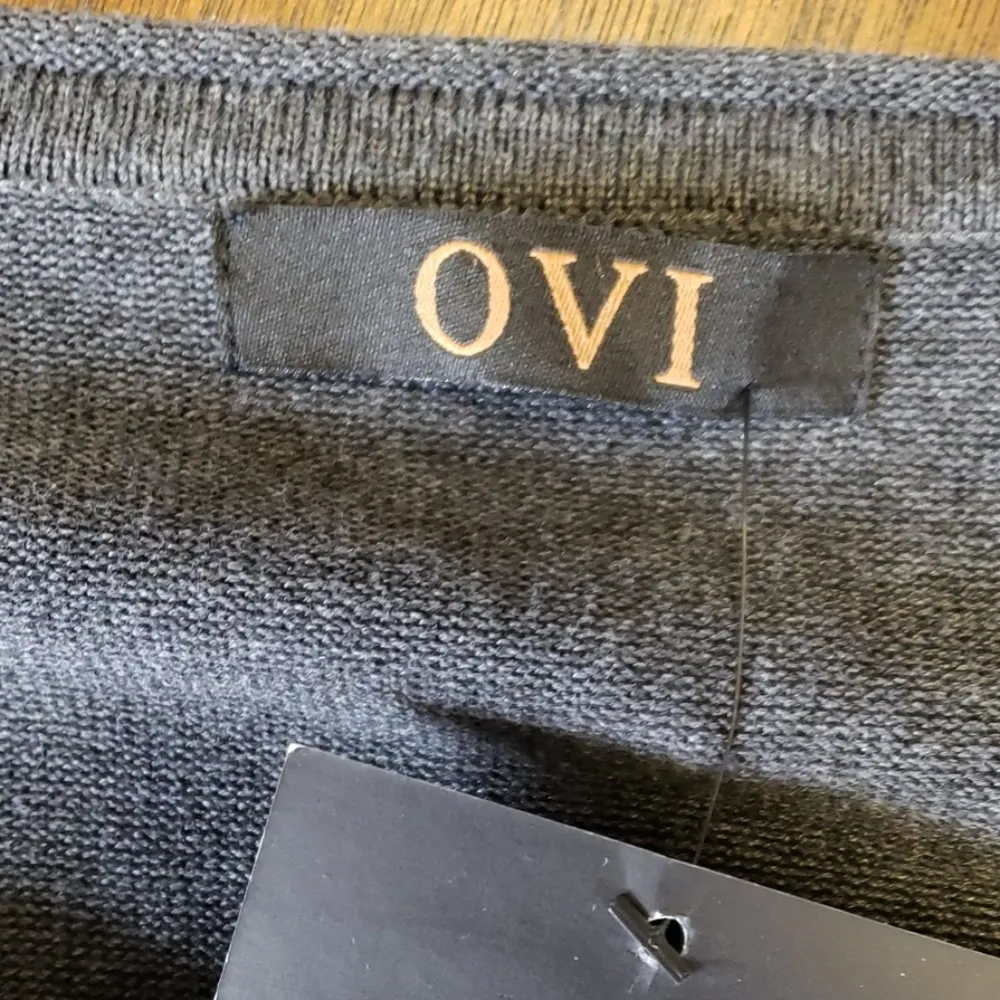 OVI dress size medium - Image 4