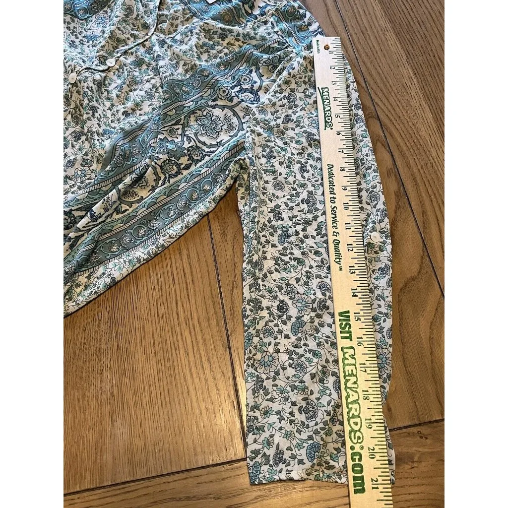 Soft Surroundings Top Women Size‎ Medium Pullover Tunic Henley Floral Roll Tab - Image 10