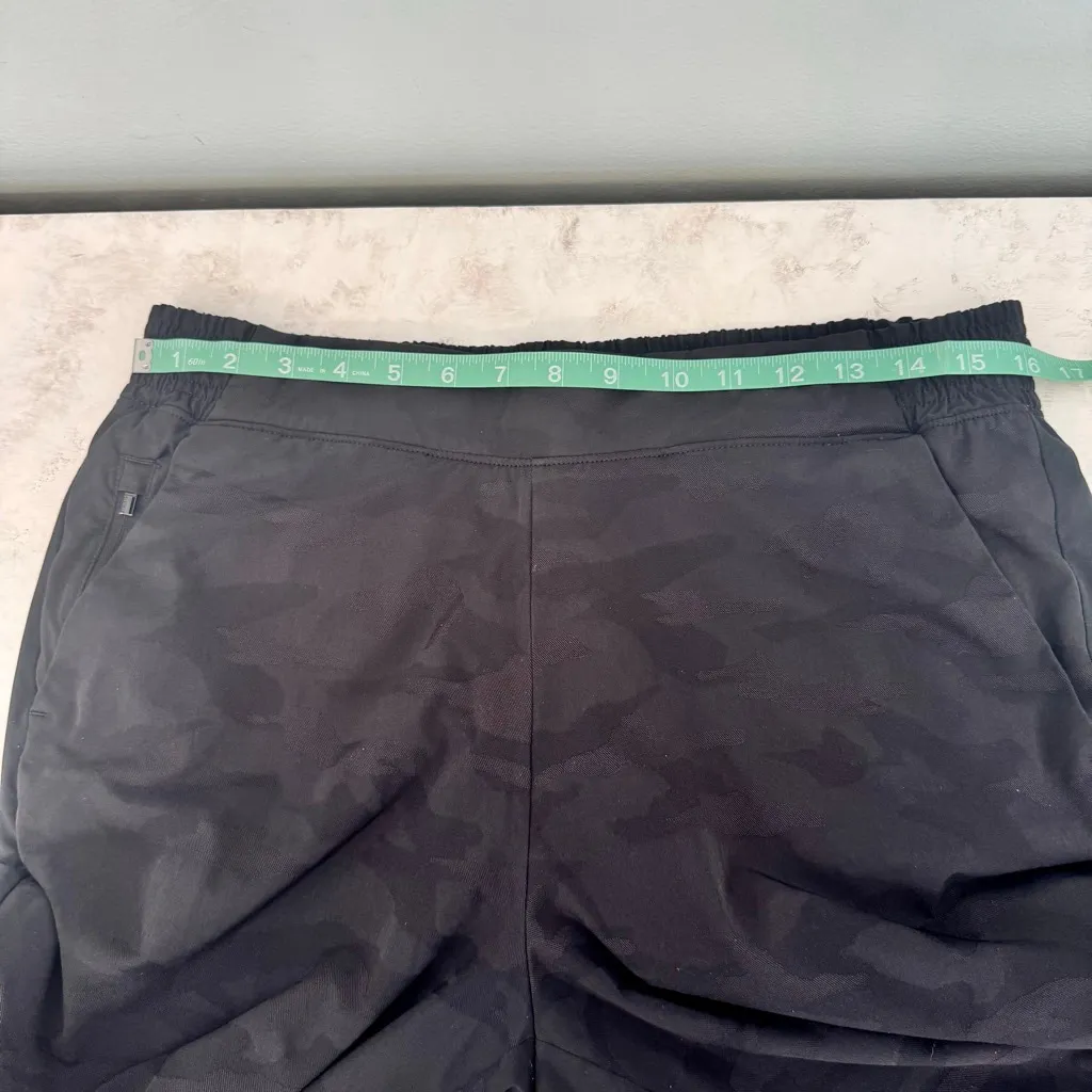 Athleta Brooklyn Lined Jogger Pants 14 Black Textured Camo - Image 8