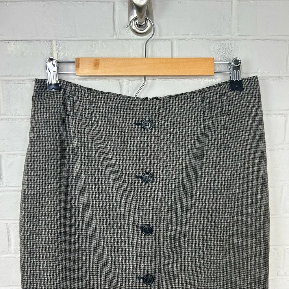 H&M Plaid Houndstooth Knit Button Front Pencil Skirt Size 10 - Image 5
