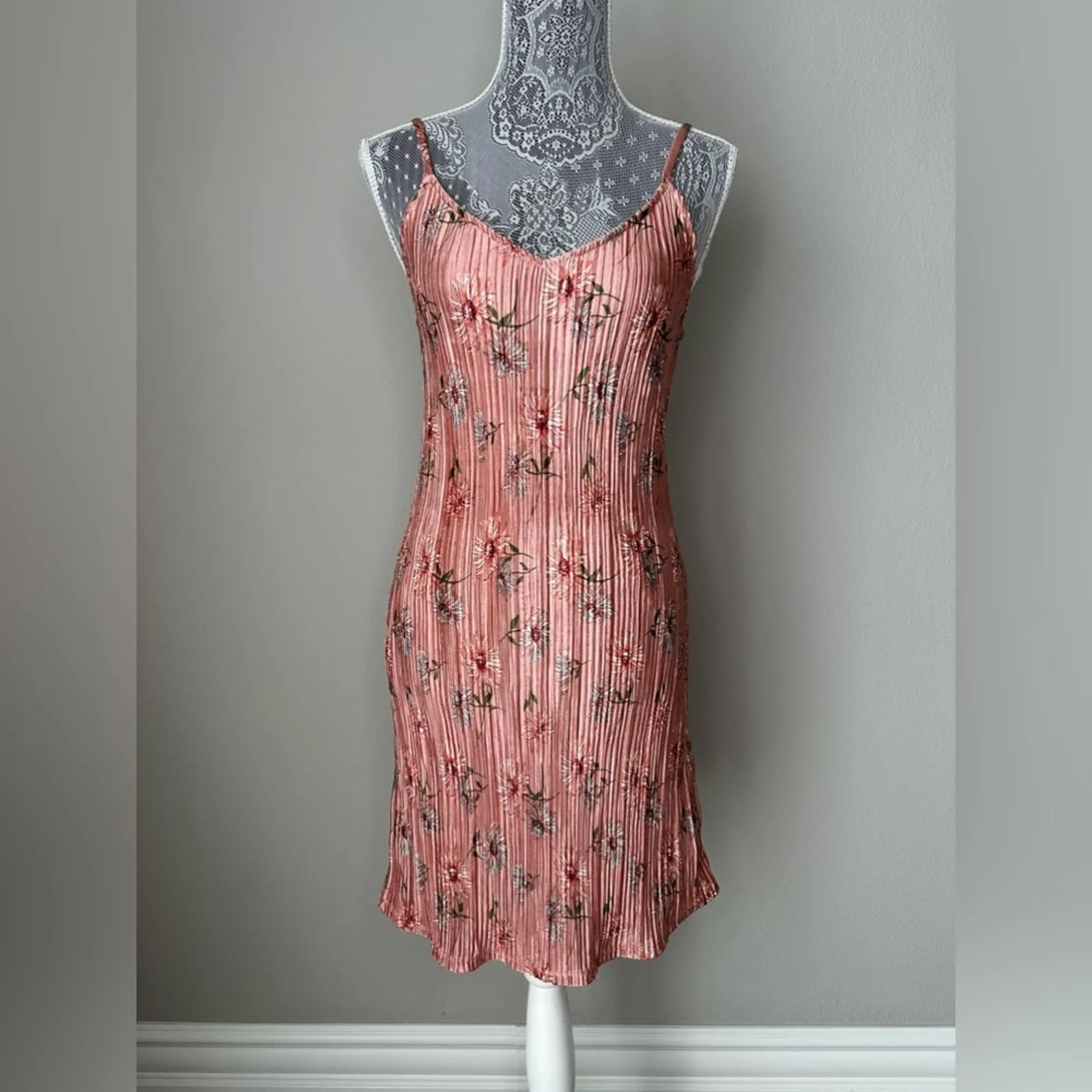 VANITY ROOM Womens Pink Floral Print Pleated Spaghetti Strap Satin Dress XS - Image 4