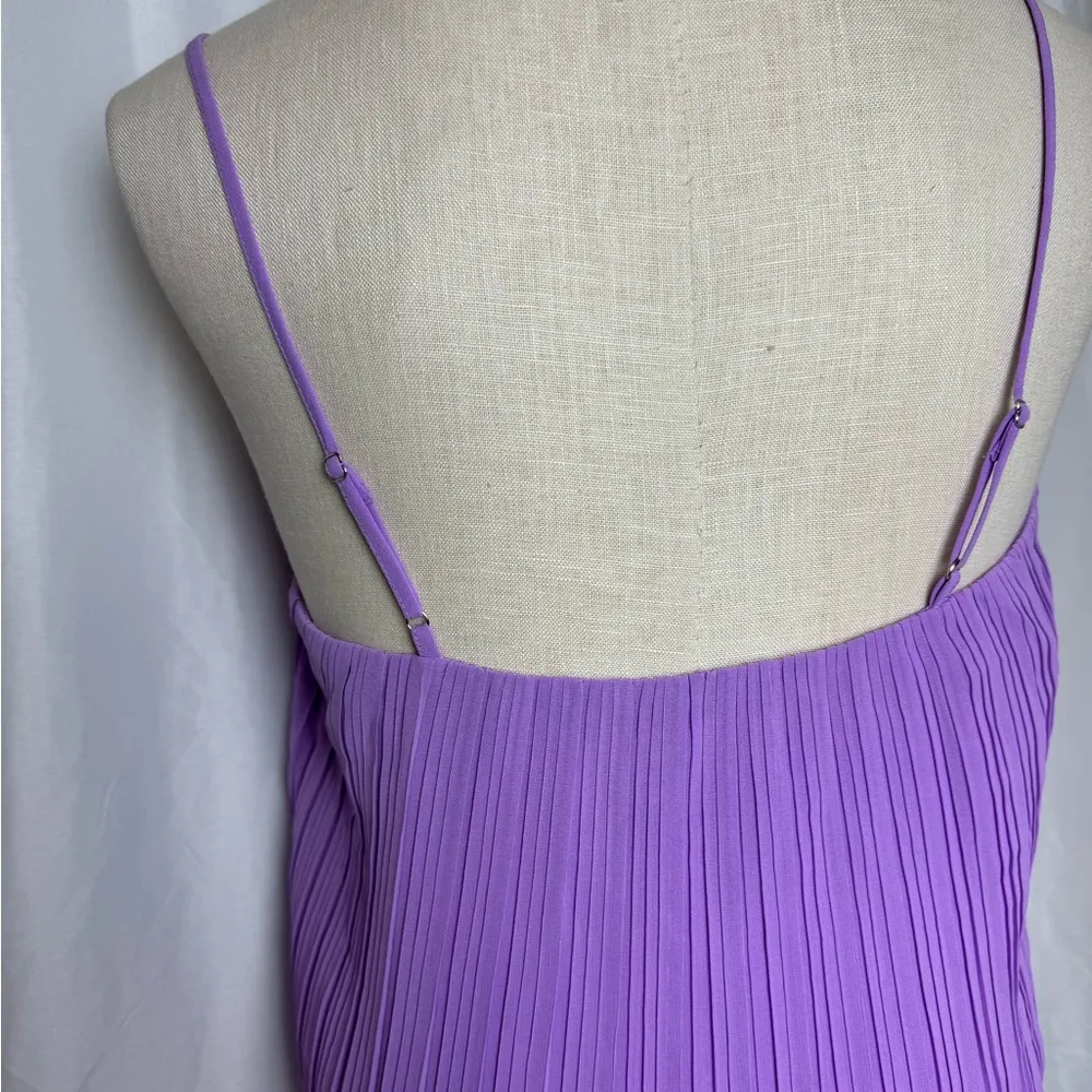 Lush Purple Lace Trim Pleated Women's Top medium NWOT 
Adjustable straps - Image 5