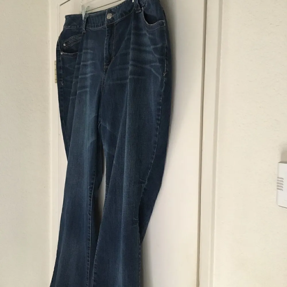 Lane Bryant Distinctly boot cut jeans size 22 - Image 2