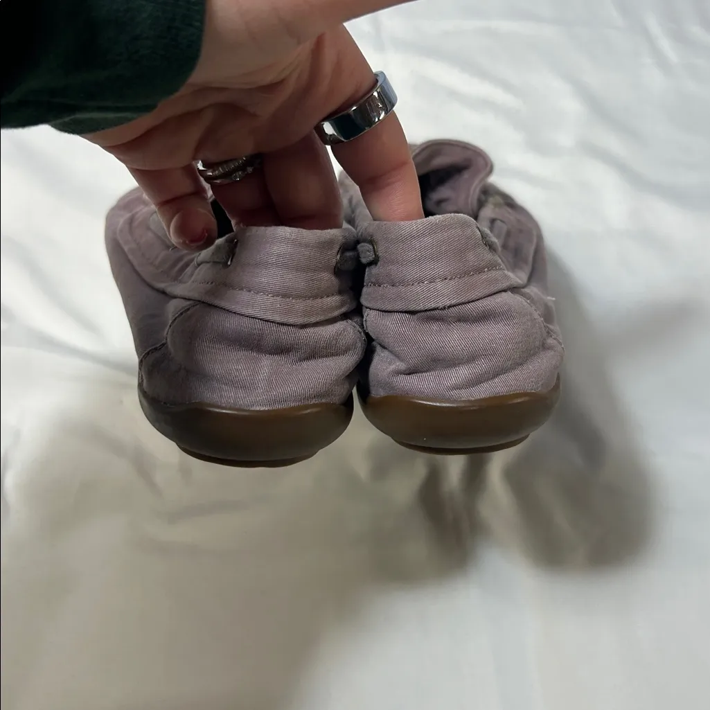 Taos Footwear Women's Heritage Moccasin Size EU 39 US 8/8.5 Purple - Image 2