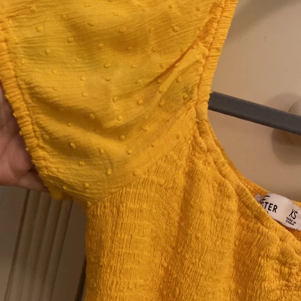 Hollister  Crop Top - Image 3