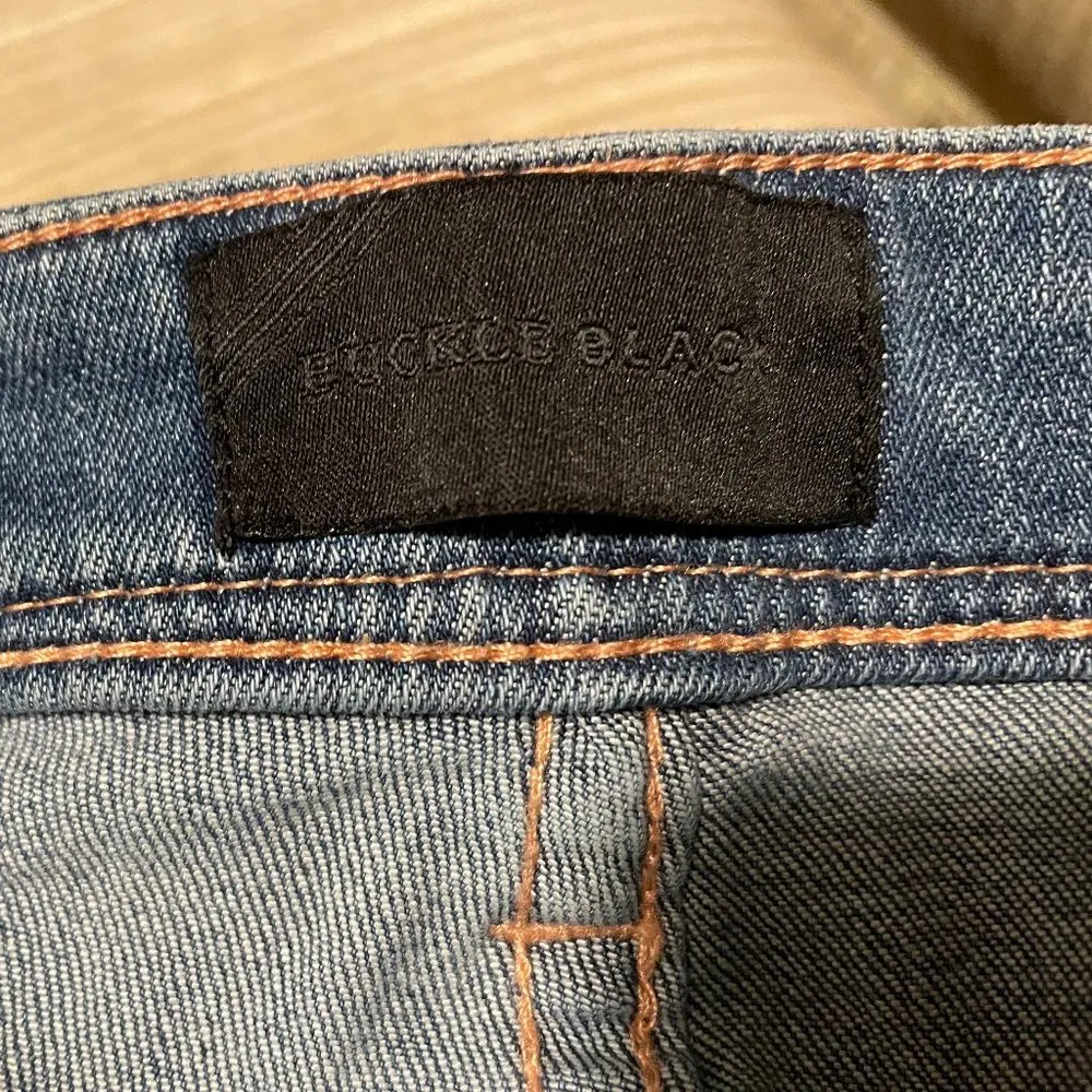 Buckle Black Crop Jeans - Image 3