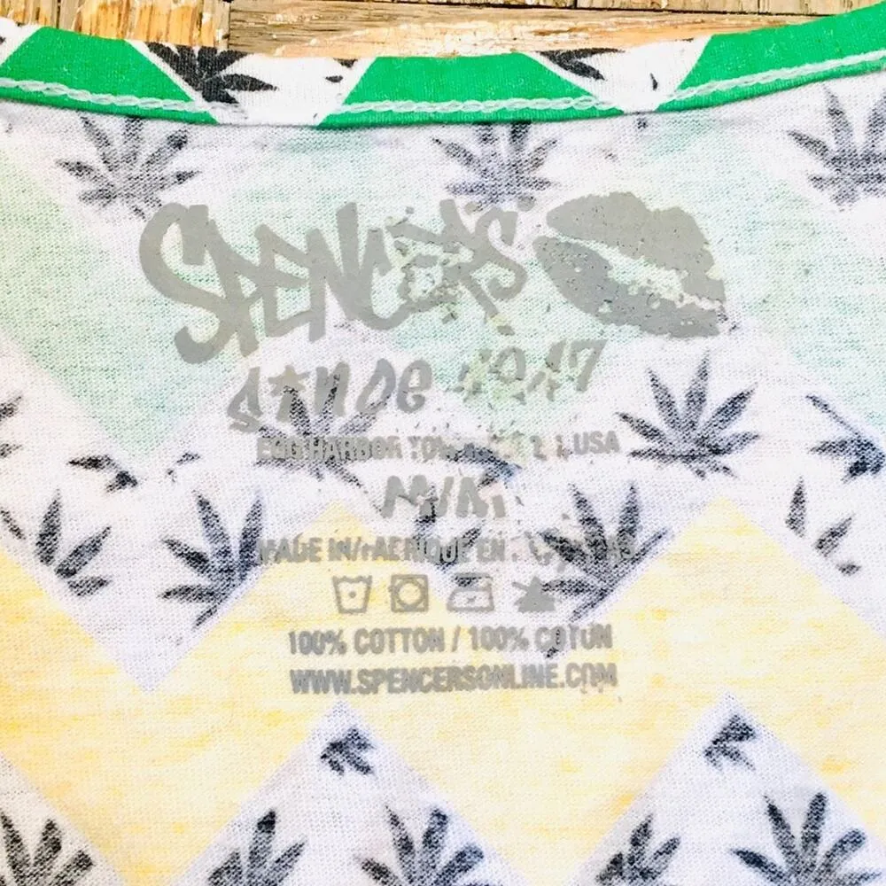 Spencer’s Wide Arm Opening Uneven Length Tank Top White Size M - Image 2