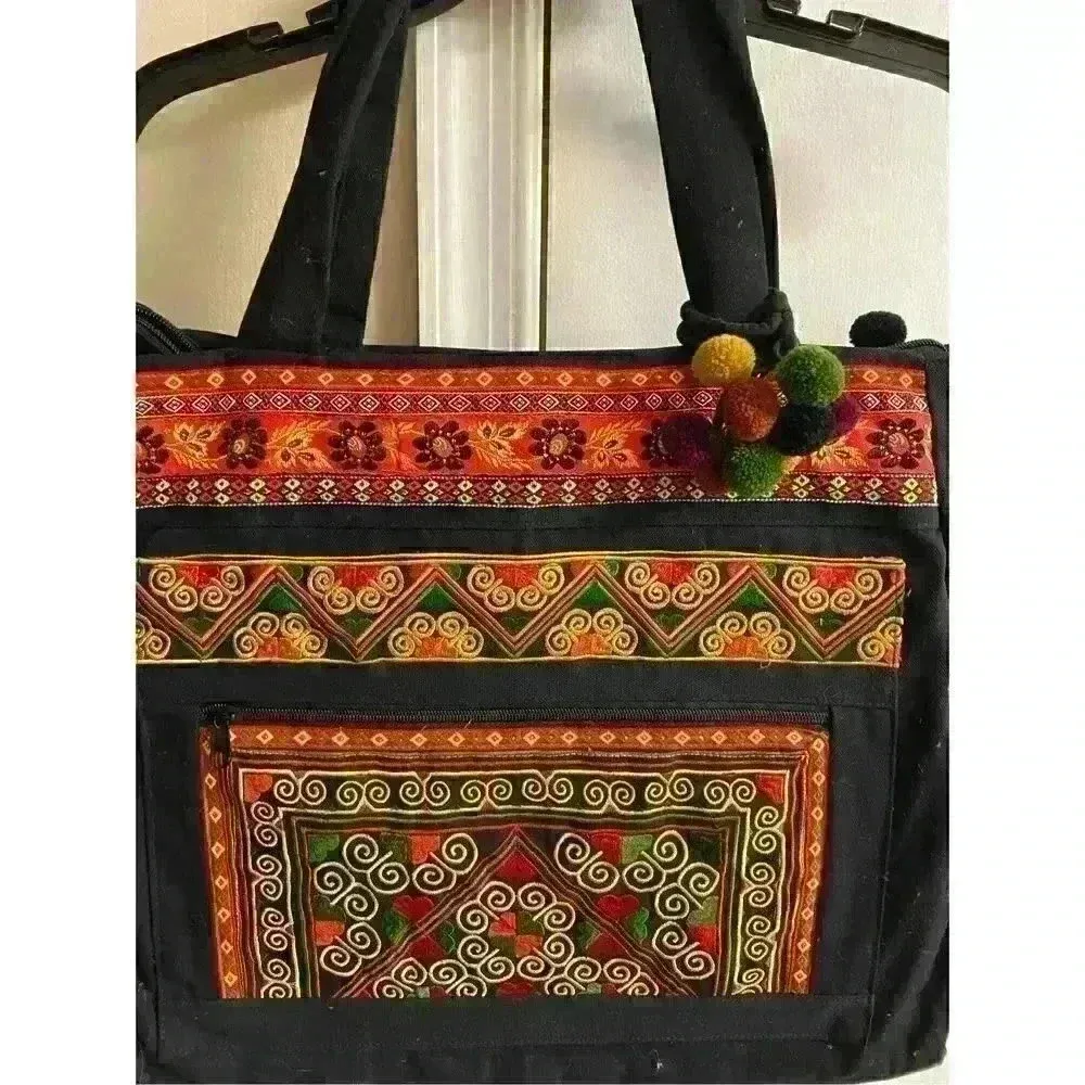 UNBRANDED PURSE/TOTE black boho embroidered with zipper closure and pompoms - Image 2