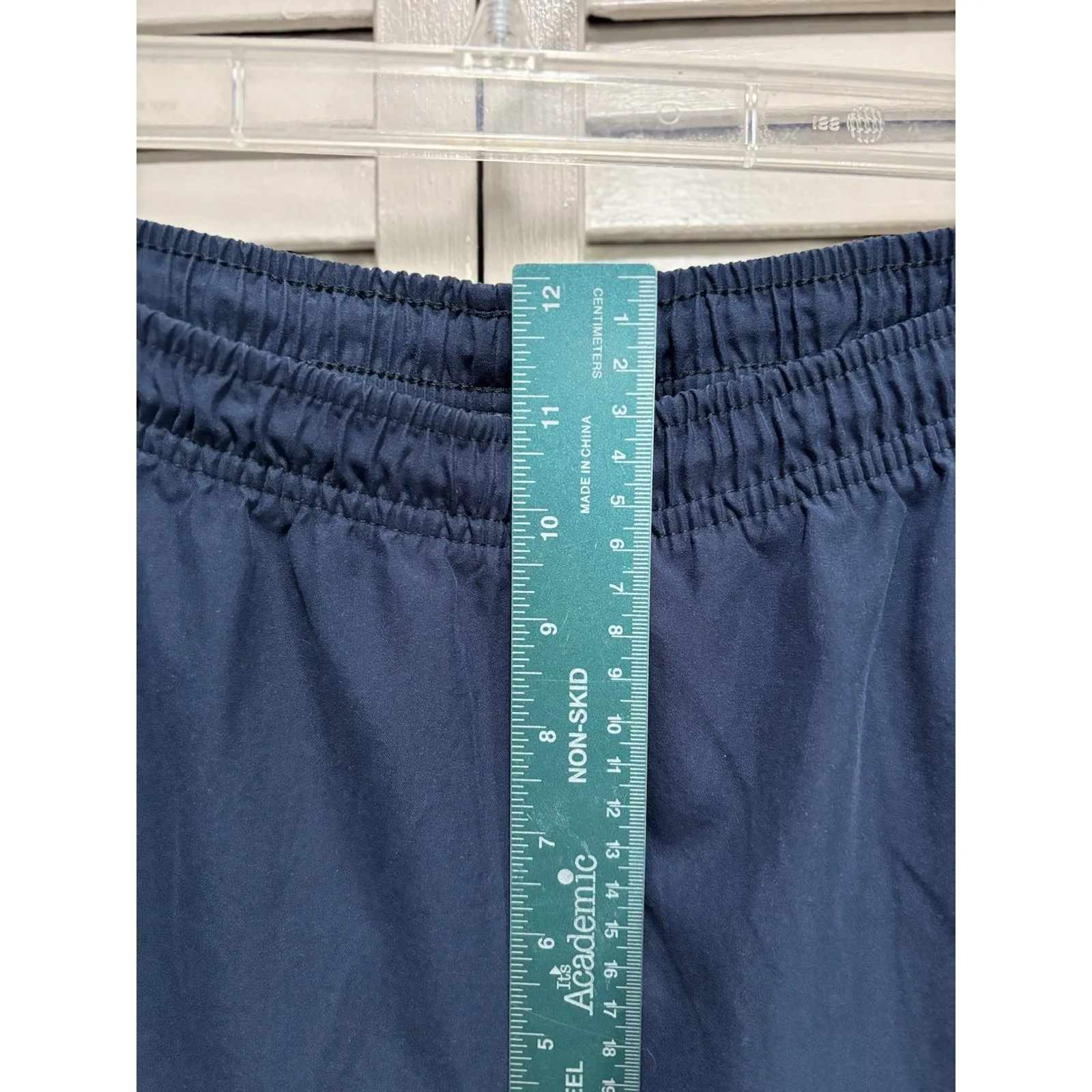 Nike Navy/White Wide Leg Crop Elastic/Tie Waist Size XL Pockets Logo‎ - Image 2