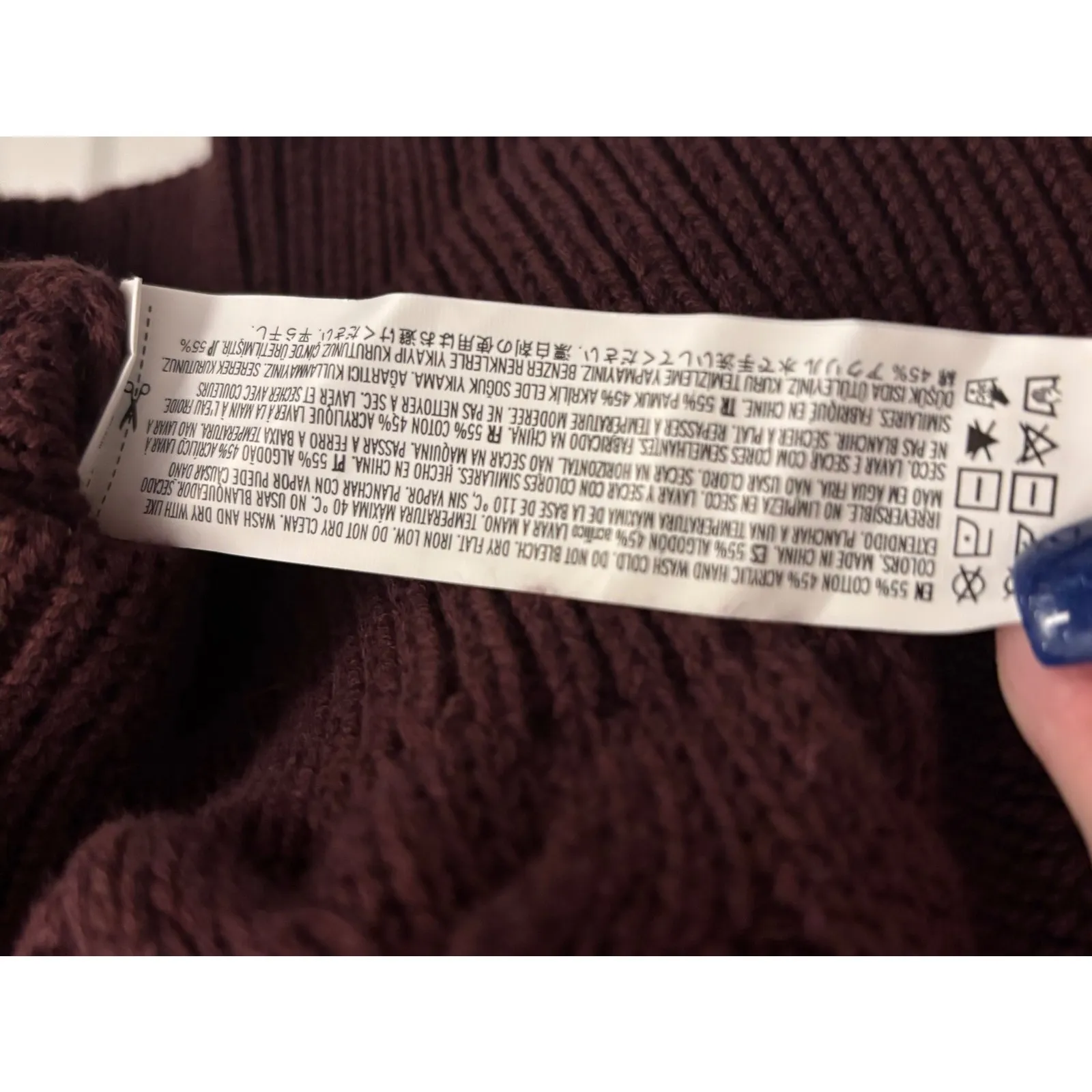 Forever 21  NWT Cable Knit Sweater Vest – Size Small – Merlot - Image 4