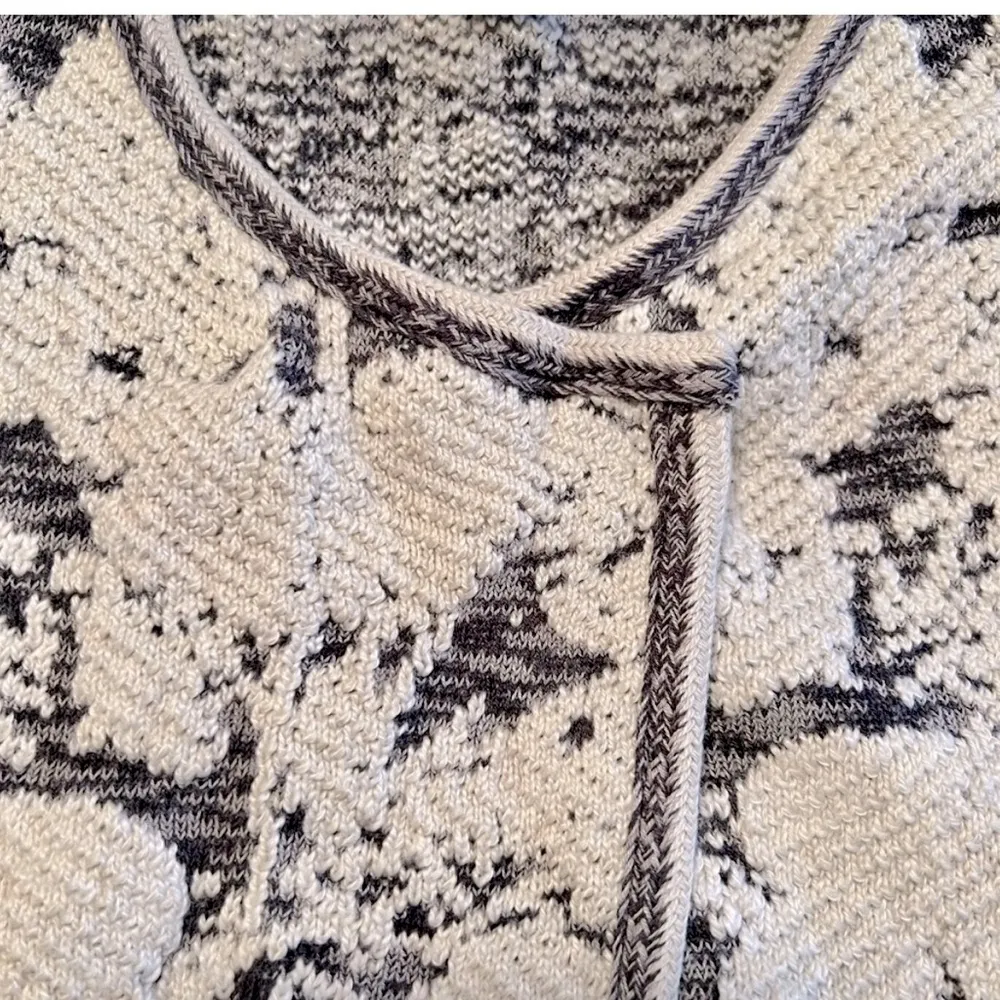 J Jill long sweater coat. Large. Gently worn Gray Size M - Image 10