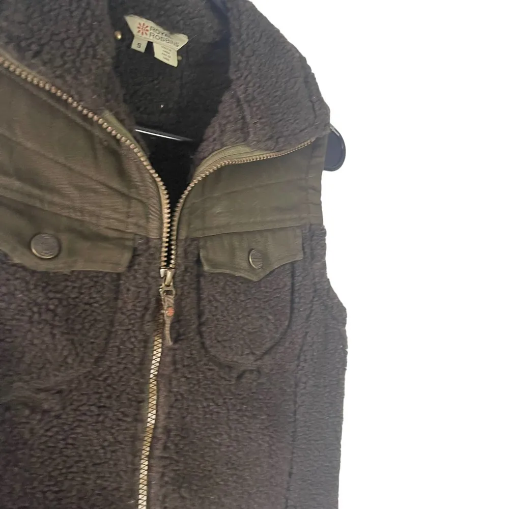 Royal Robbins Women's Size‎ Small Army Green Sherpa Canvas Outdoor Vest - Image 5