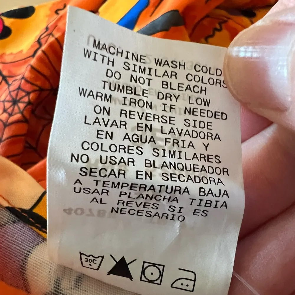 The Wonderful World Of Disney Halloween Scrub Top Mickey Minnie Mouse Pluto 3X - Image 13