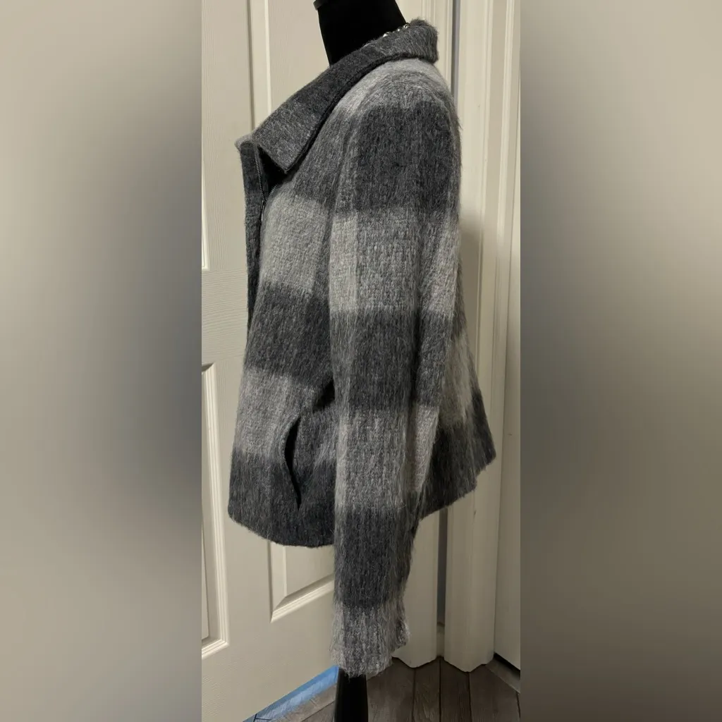 NWOT Talbots Gray and White Buffalo Plaid Zip Front Wool Blend Jacket size 14 - Image 4