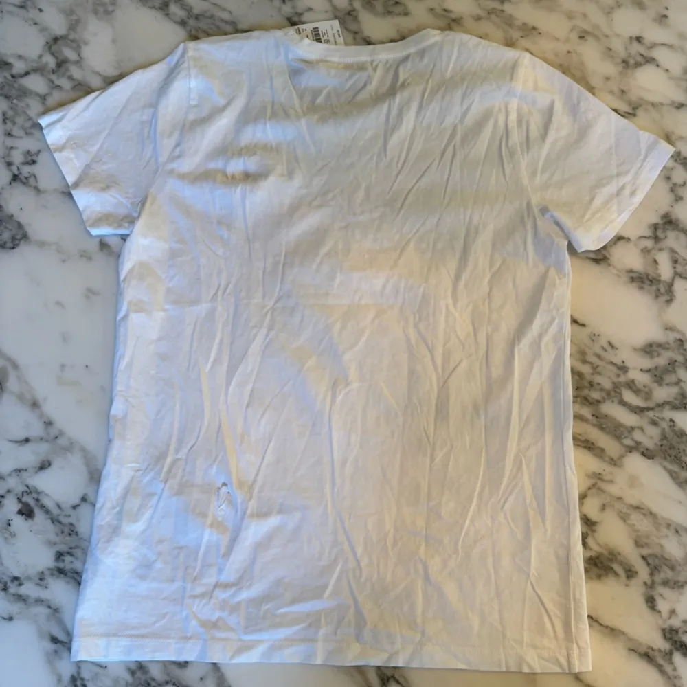 NWT J Crew Factory Oars American Flag Graphic Tee Size M - tear - make a cut off - Image 8