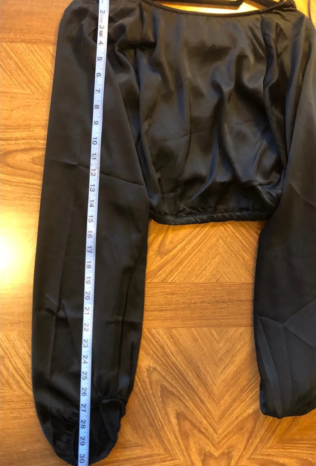 WeWoreWhat Long Sleeve Billow Backless crisscross Black Top Size Med NWT - Image 10