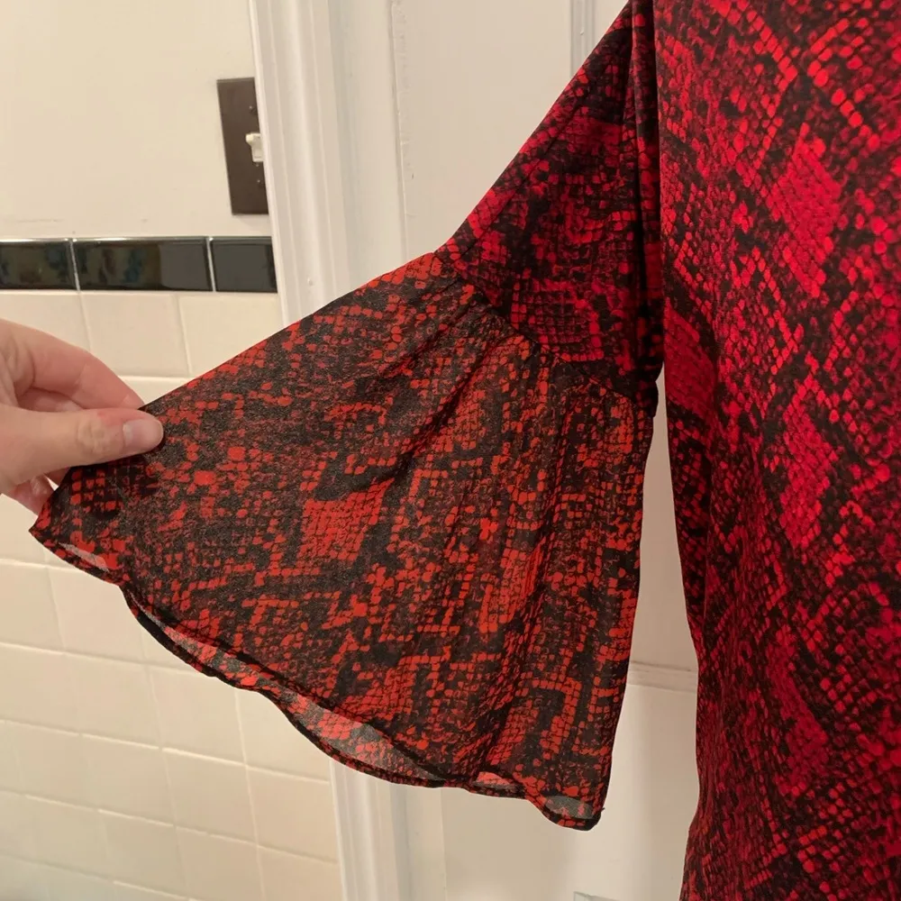 Michael Kors | red and black snake skin pattern side tie top - Image 8