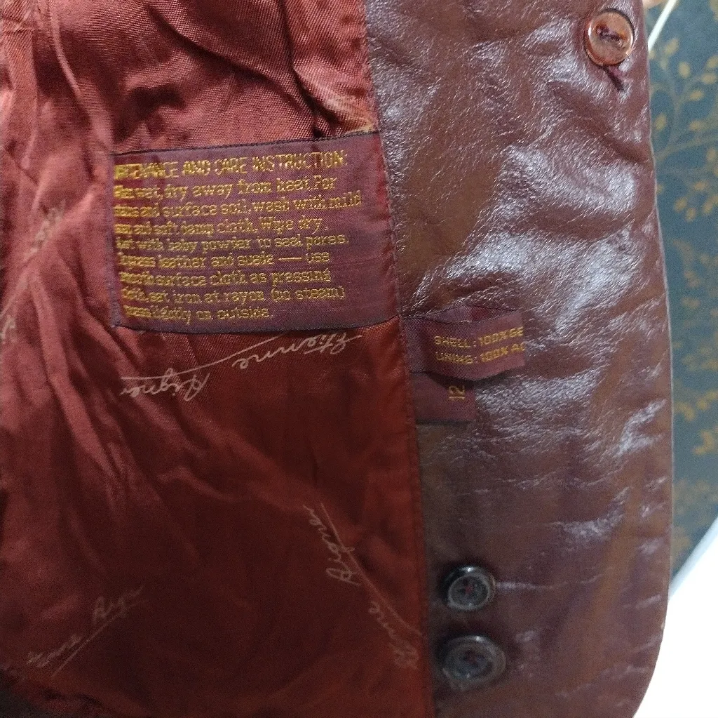 Vintage Etienne aigner Leather blazer - Image 4