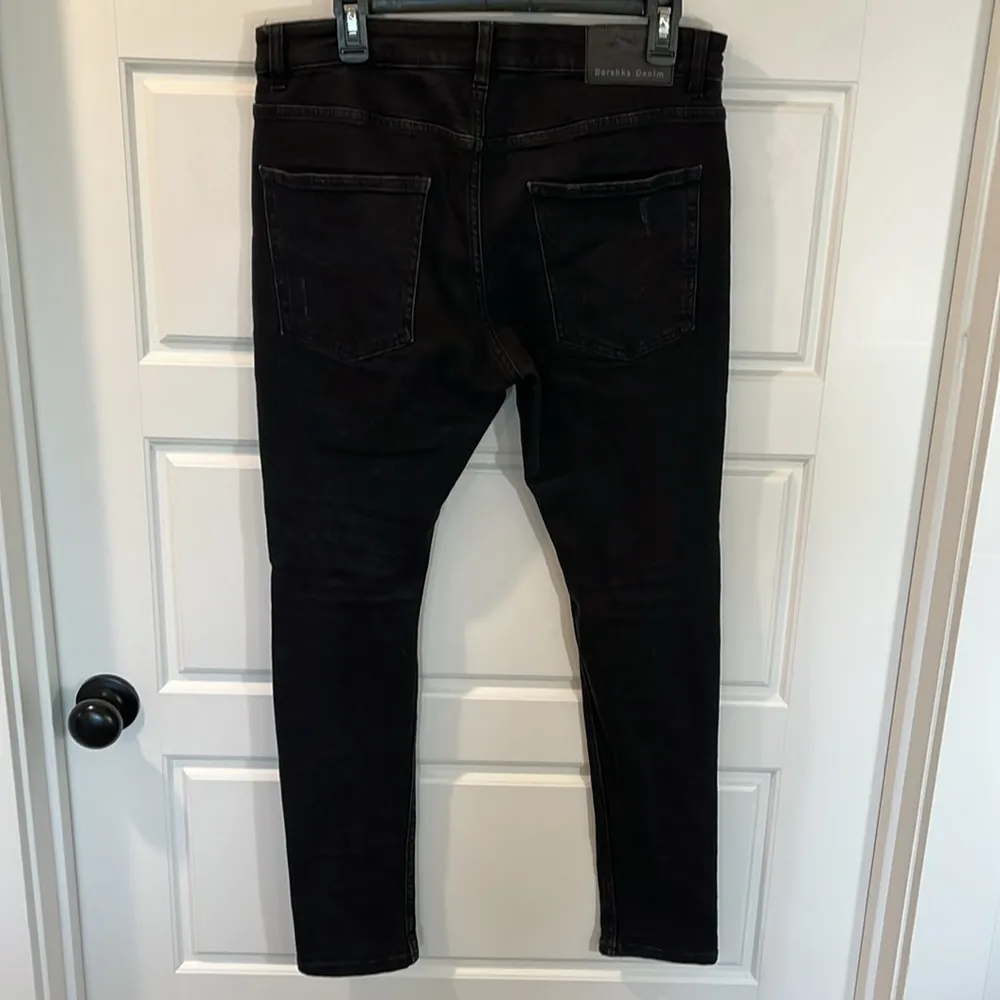 Bershka black jeans Size 31 - Image 3