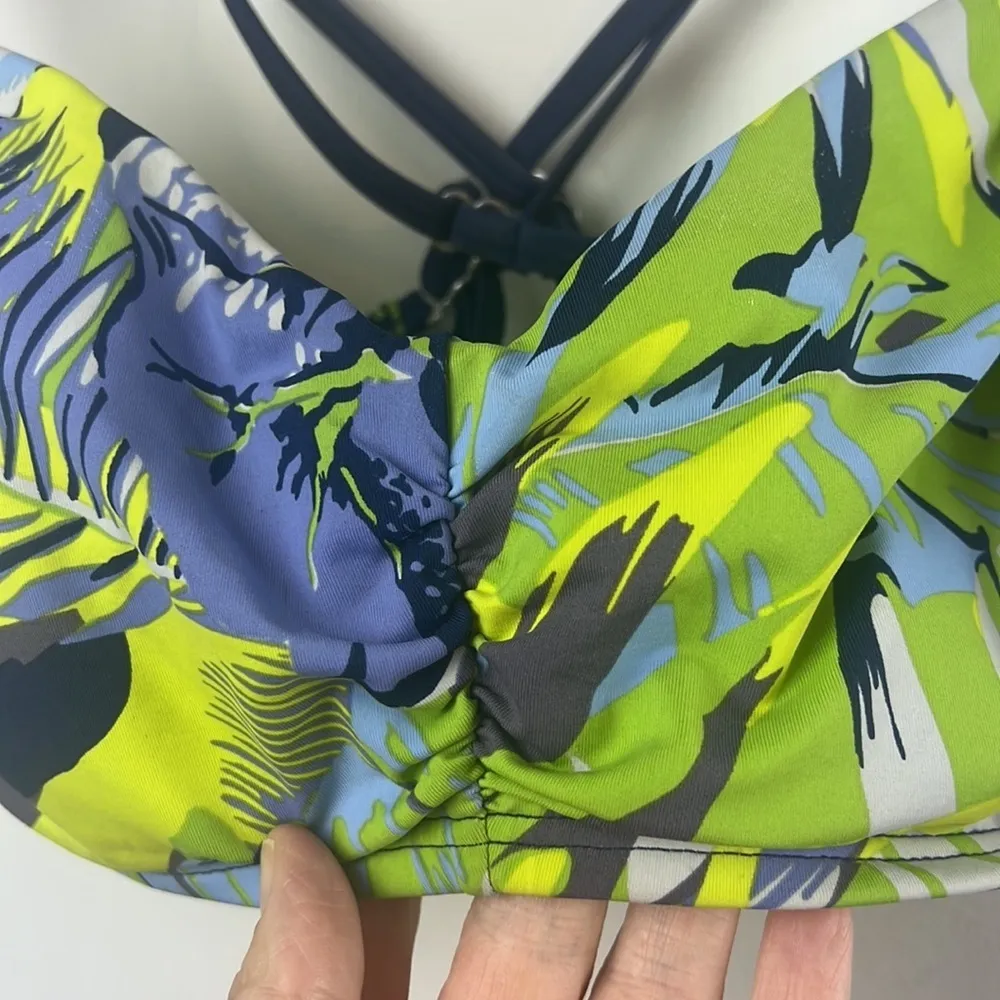 Title Nine Ladies Bikini Swim Top Sports Bra Sz 32D ♣️ - Image 3