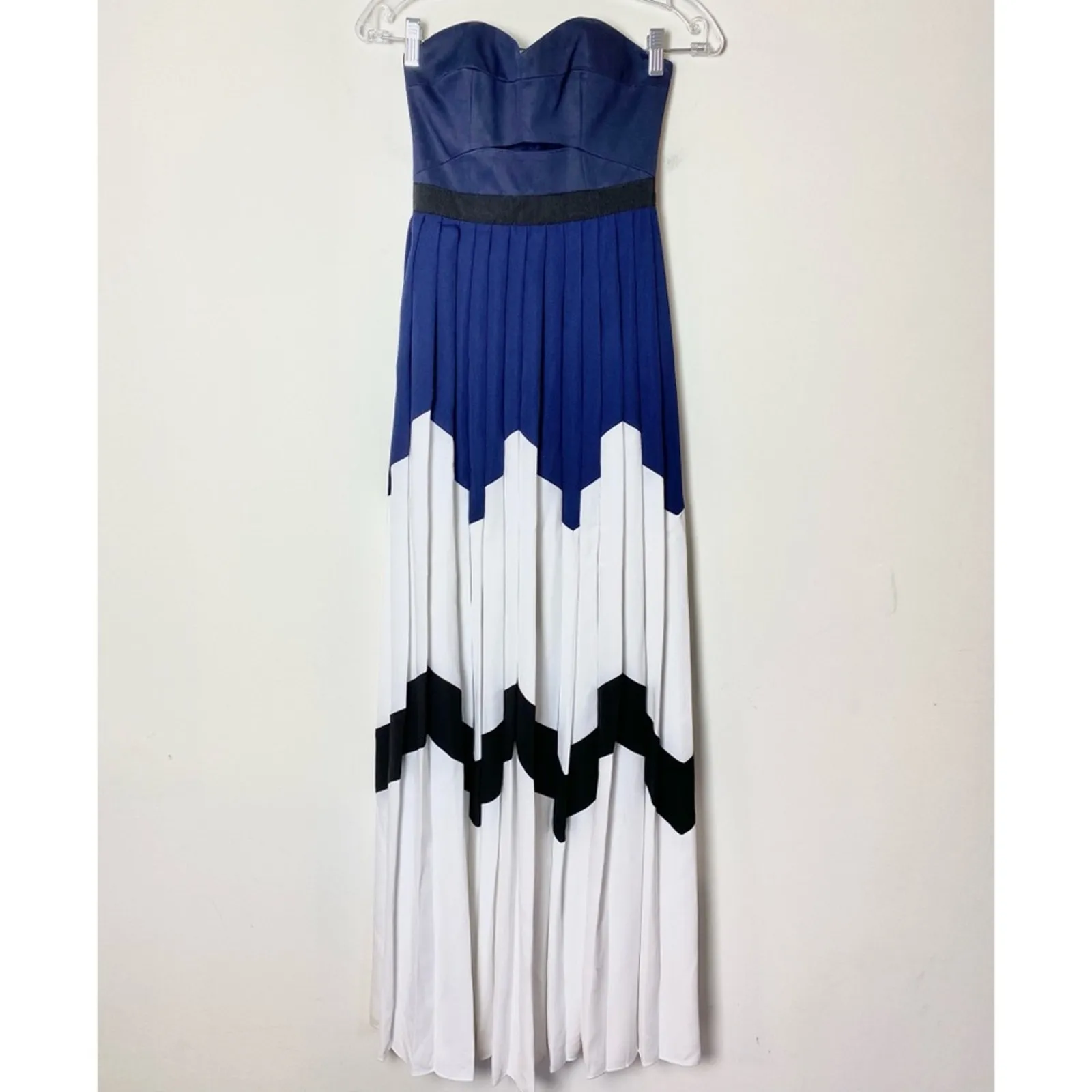 NEW Self Portrait Pleated Bandeau Crepe Maxi Dress Sz 0 White - Image 2