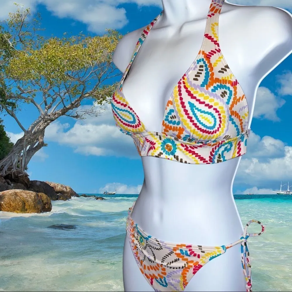 Victoria’s Secret cream colored paisley abstract design bikini Nwot - Image 2