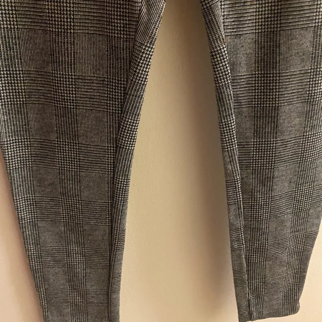 Hollister Womens Casual Business Pants Trousers S Small Black White Check Plaid - Image 3