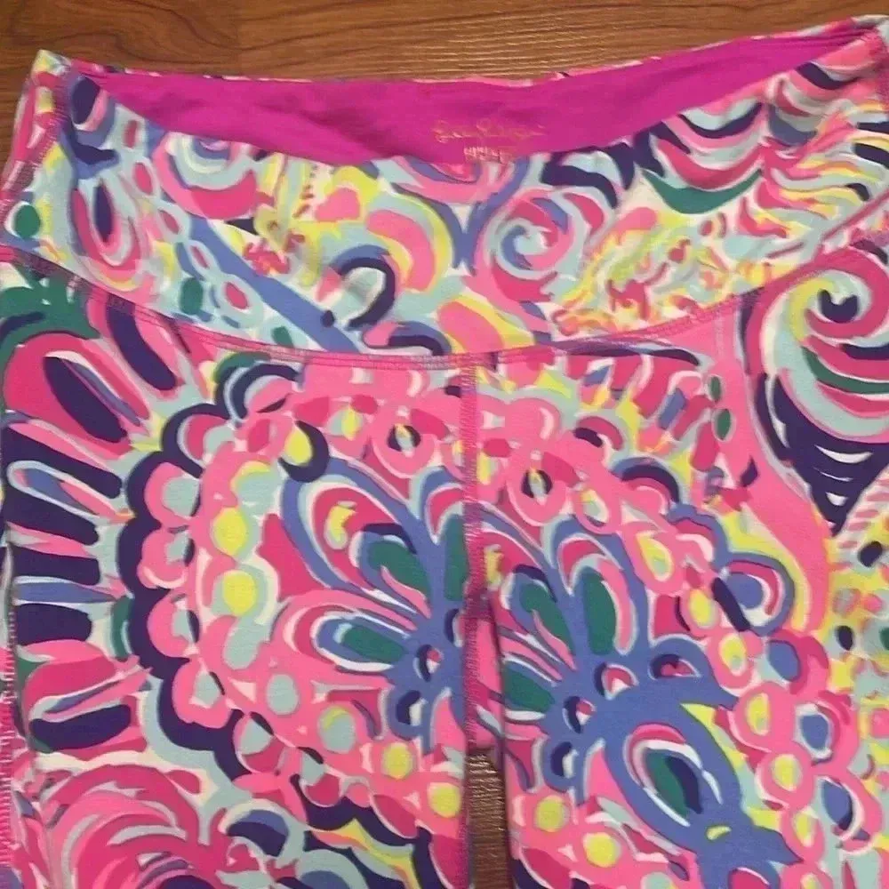 Lilly Pulitzer Luxletic Cropped Legging - Psychedelic Sunshine, Sz small - Image 5
