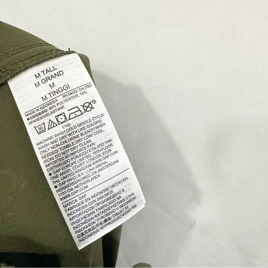 NWT GAP Downtown Straight Leg Pants in Olive Green - Image 11