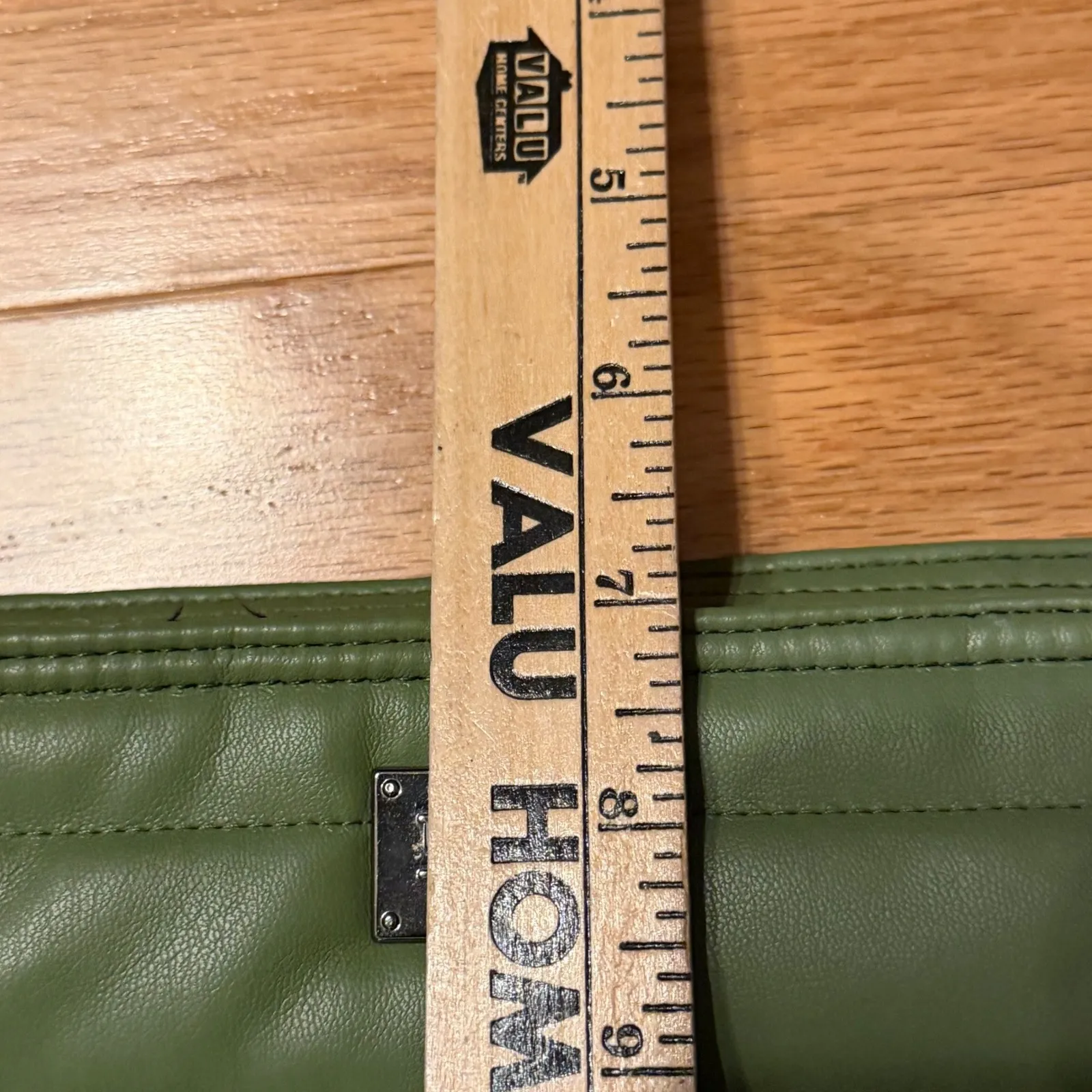 Royln Luxe Bag Quilted Shoulder Bag Olive Green Crossbody Purse Modern Sleek Hip - Image 10