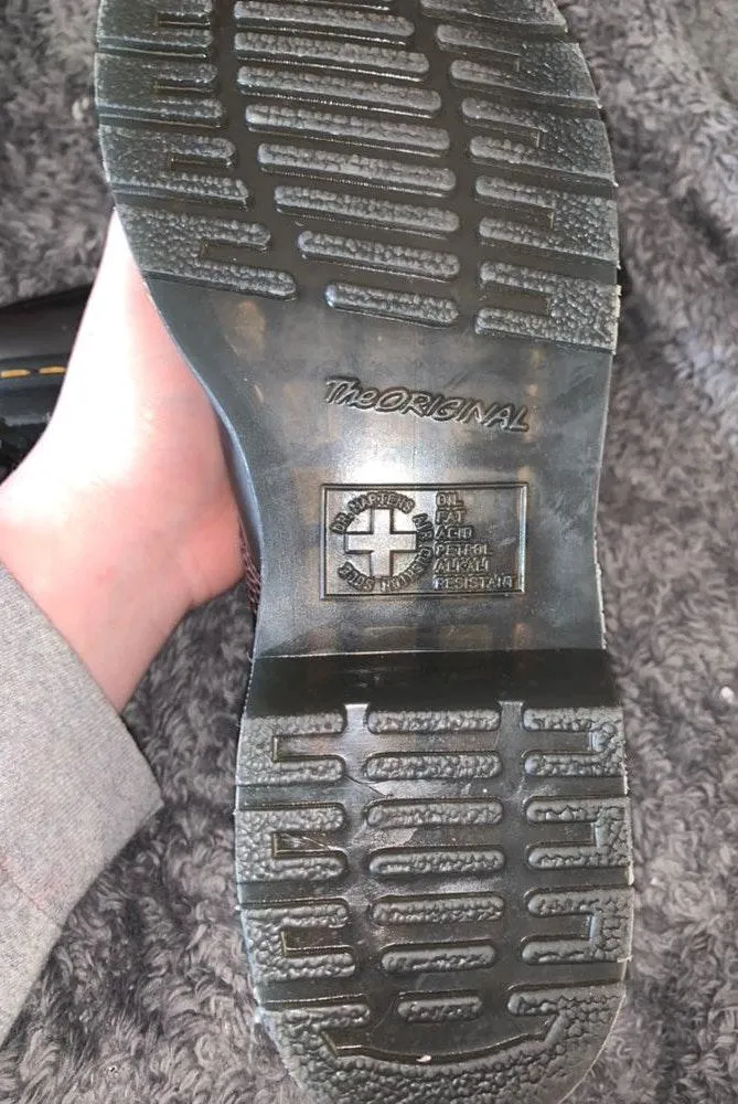 Dr. Martens  1460 Arcadia Cherry Red - Image 2