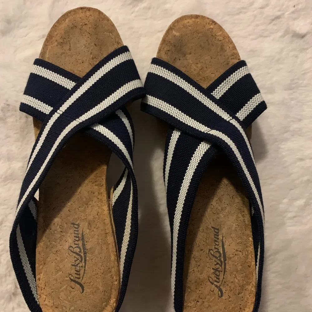 Lucky Brand Miller Nautical Navy Blue Striped Cork
Wedge Sandals Women's Sz 10 - Image 6