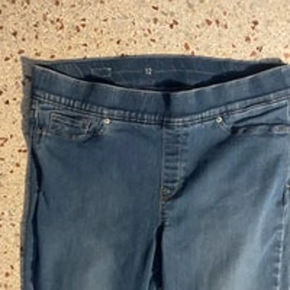 Levi’s women leggings size 12 - Image 3