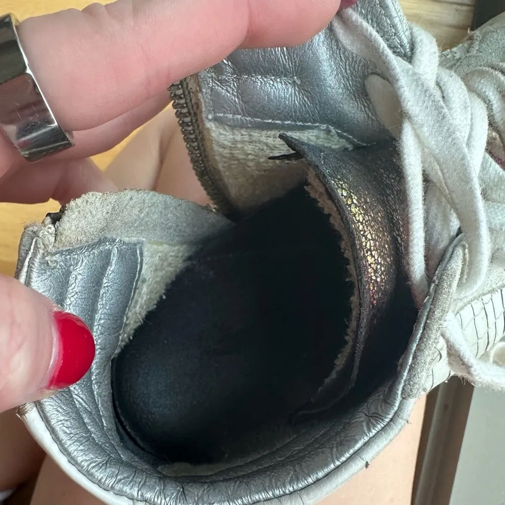 P448 High Top Sneakers - Image 8