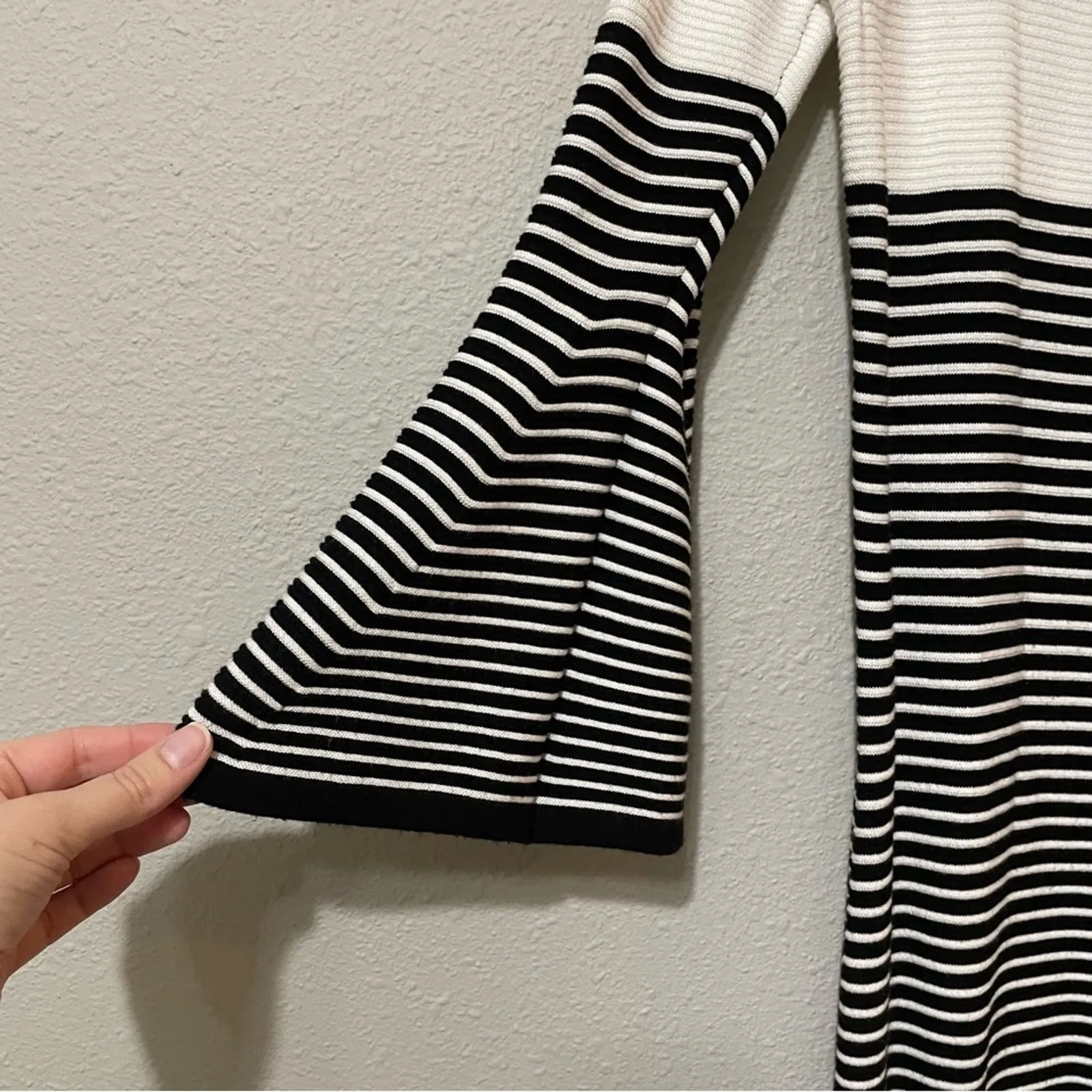Jack by BB Dakota Black & White Striped Bell Sleeve Sweater Dress Womens M - Image 4
