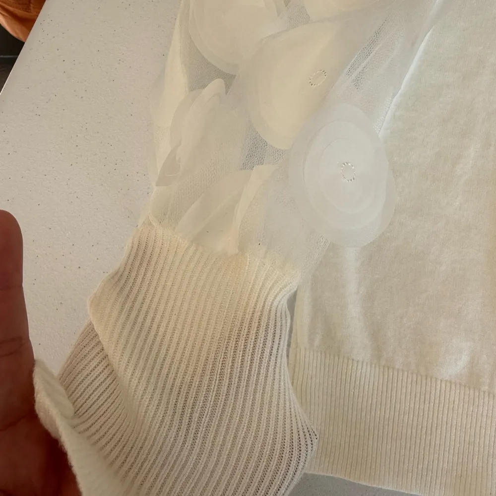 SIONI MOCK NECK MESH APPLIQUE SLEEVE DETAIL SWEATER TOP BISHOP SHEER FLORAL S White - Image 3