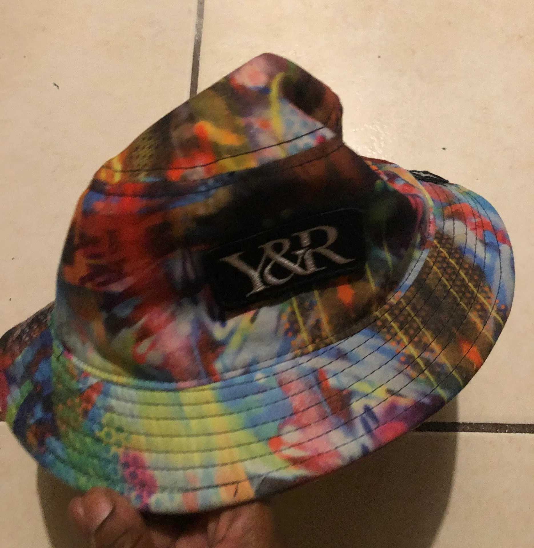 Young & reckless Hat - Image 2