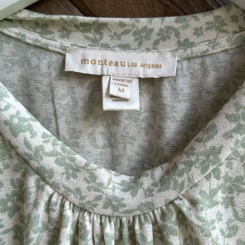 Monteau Los Angeles ruffle cap sleeve tank camisole green and white floral M - Image 3