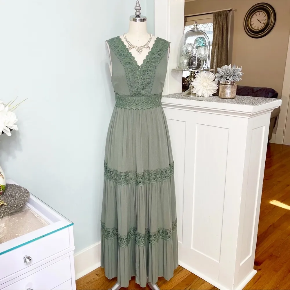 Davi & Dani Lace Crochet Tiered Maxi Dress Sage Green Small - Image 3