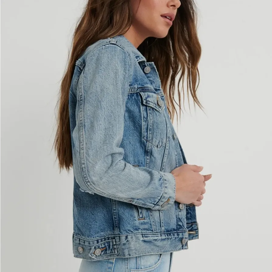 Lucky Brand ‘Tomboy Denim Trucker’ Distressed Denim Jacket in ‘Cumberland River’ - Image 4