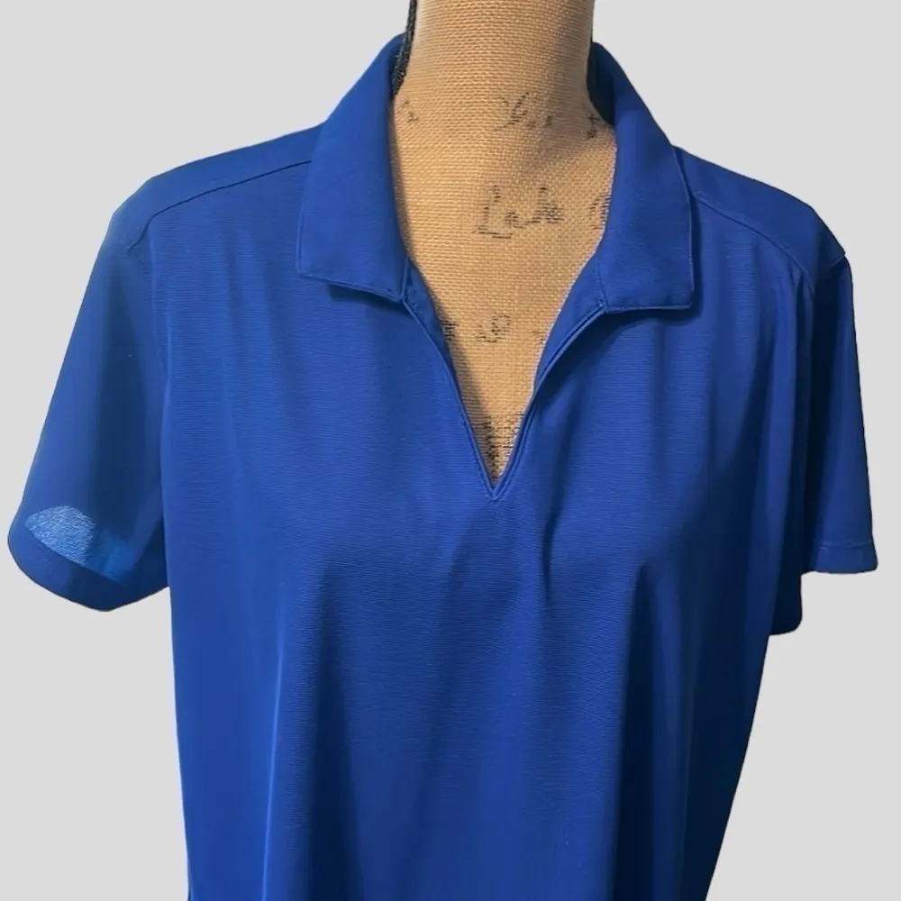 Port Authority  dark blue v-neck collared shirt. EUC. - Image 2