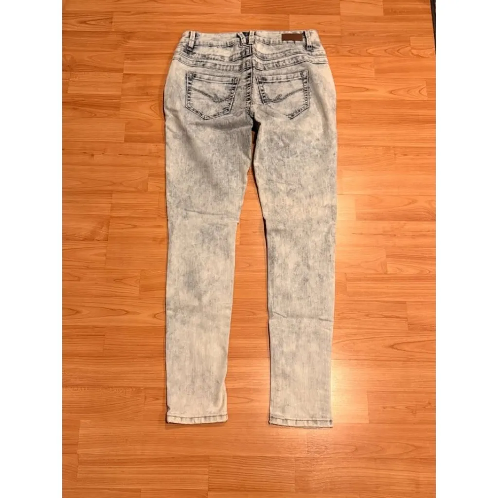 Harmony & Havoc women's size 5 blue/white button fly denim skinny high-rise jean - Image 5