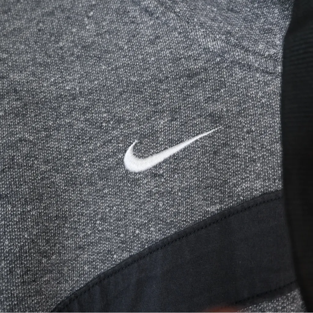 Nike Women's L Gray Quarter Zip Pullover Hoodie - Image 7