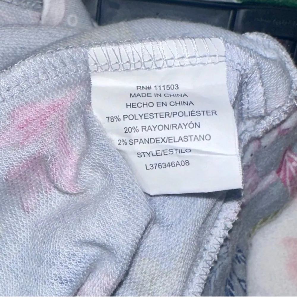 Lily White Women’s Axolotl & Undersea Print Sweatshirt, XL - Image 2