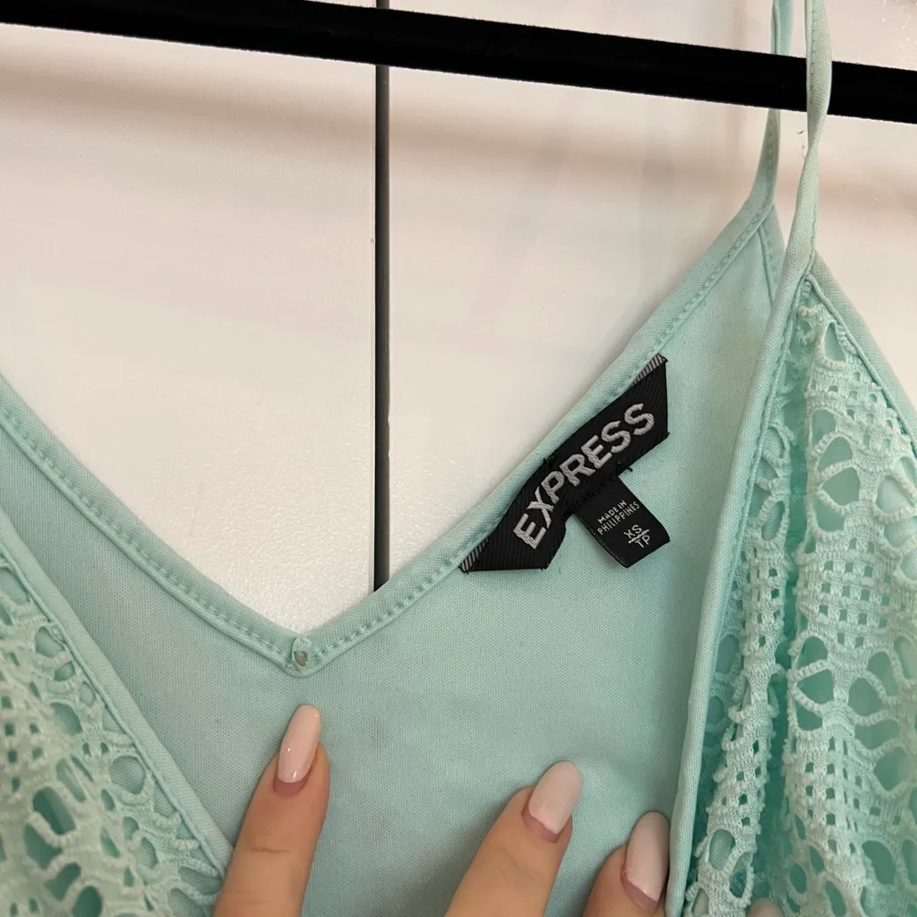 EXPRESS WOMEN SIZE XS FLARED DRESS eyelet green fabric light for spring summer - Image 4