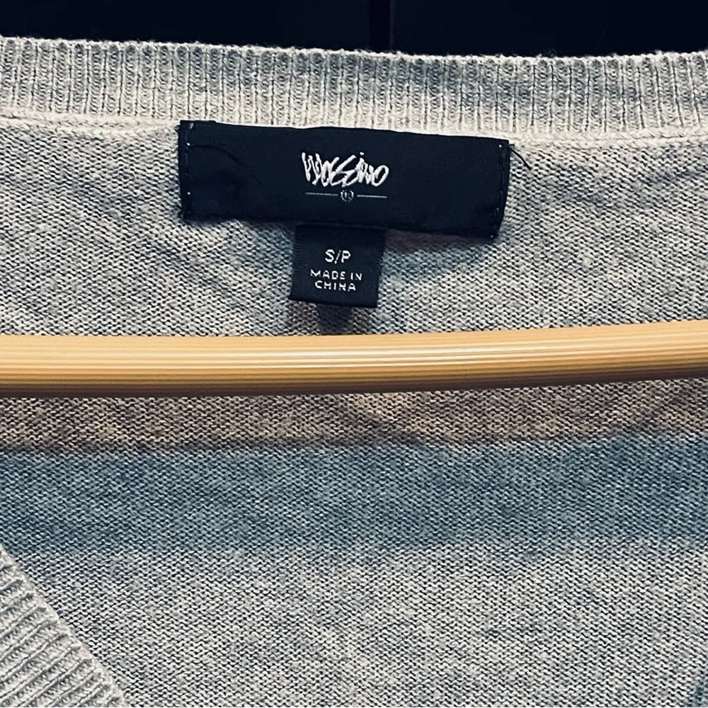 Women’s Mossimo Long Sleeve Sweater Gray - Image 2